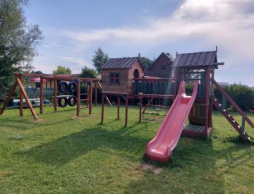 Bezpieczny plac zabaw dla dzieci